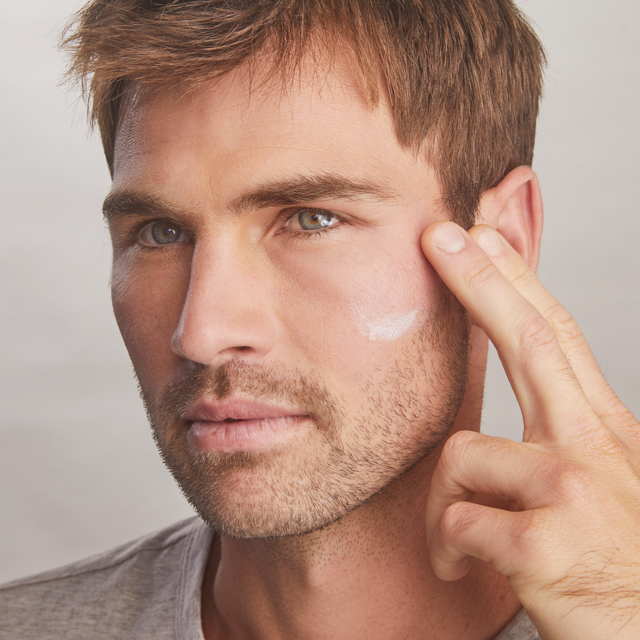 Today’s Deal Total Protection® No-Show™ Mineral Sunscreen SPF 50 - Image 6