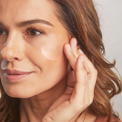 Today’s Deal Total Protection® No-Show™ Mineral Sunscreen SPF 50 - Image 7